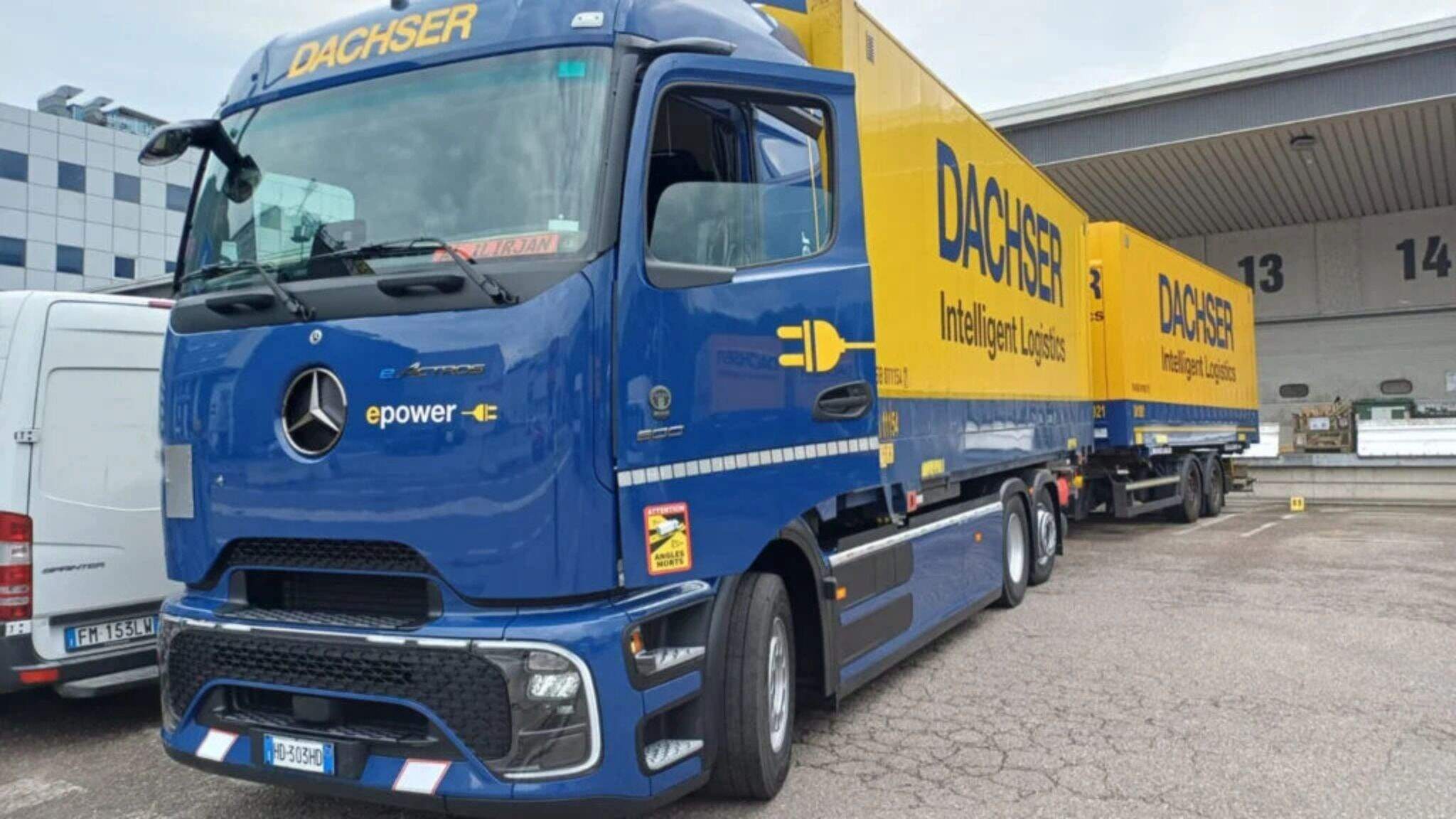 Deze Mercedes-Benz eActros 600 vermindert de uitstoot en geluidsoverlast en biedt extra flexibiliteit bij de transportplanning.