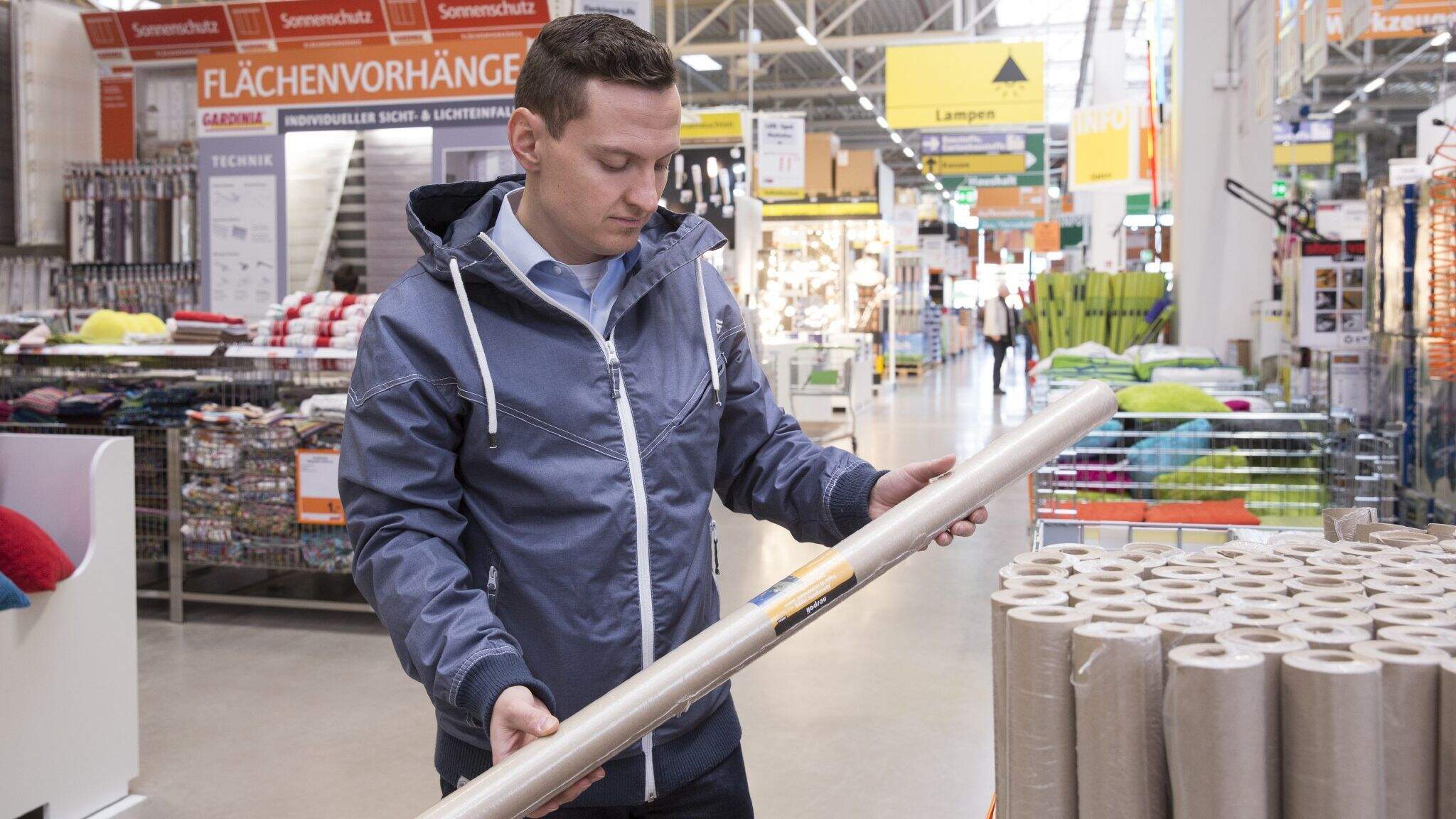 De bouwmarkt in de buurt biedt een breed assortiment, vergelijkbare producten en de mogelijkheid om artikelen vast te houden en te bekijken.
De bouwmarkt in de buurt biedt een breed assortiment, vergelijkbare producten en de mogelijkheid om artikelen vast te houden en te bekijken.